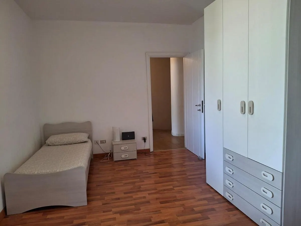 Rosen Garden Apartment Malgrate